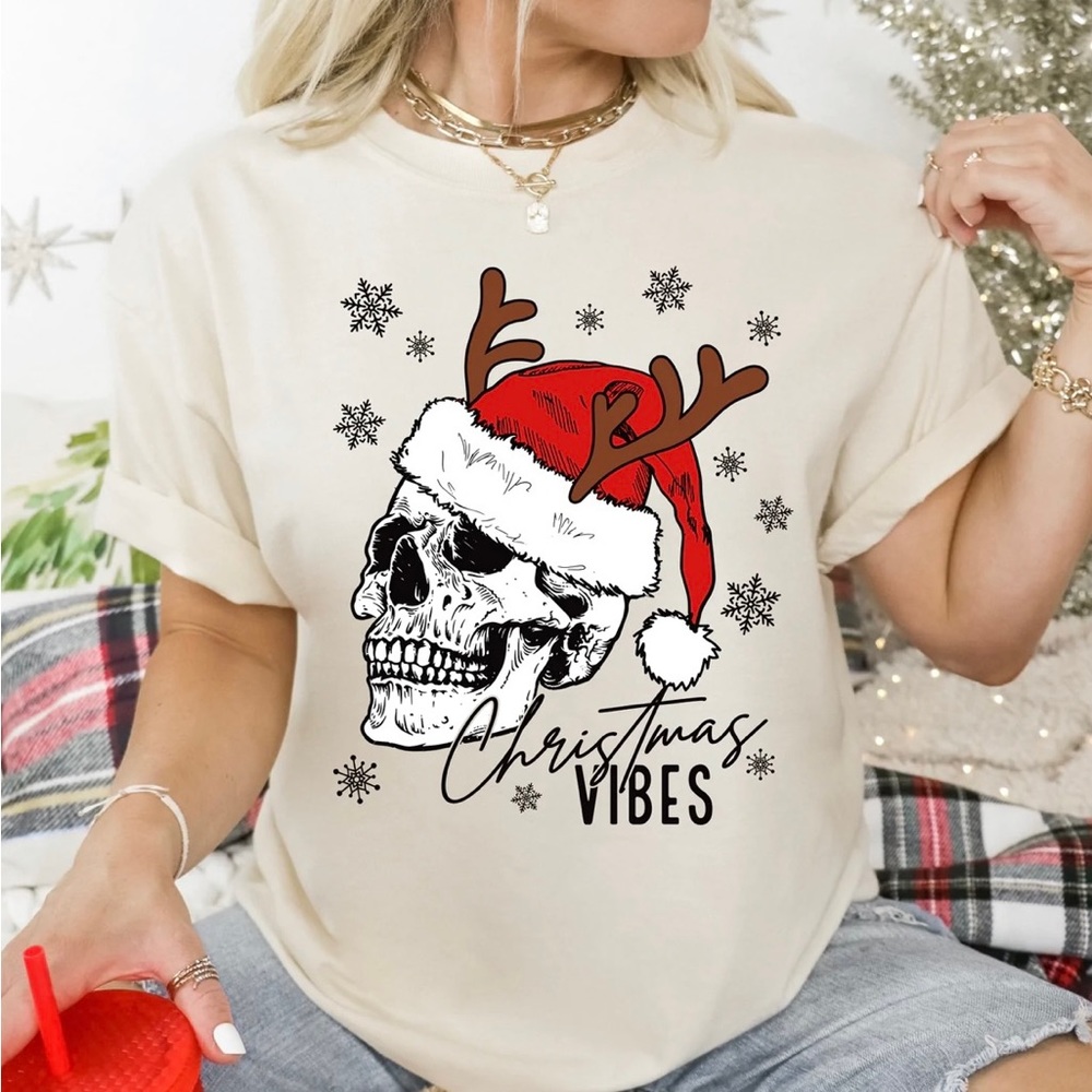 Skelly Christmas Vibes T-Shirt